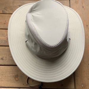Hat!